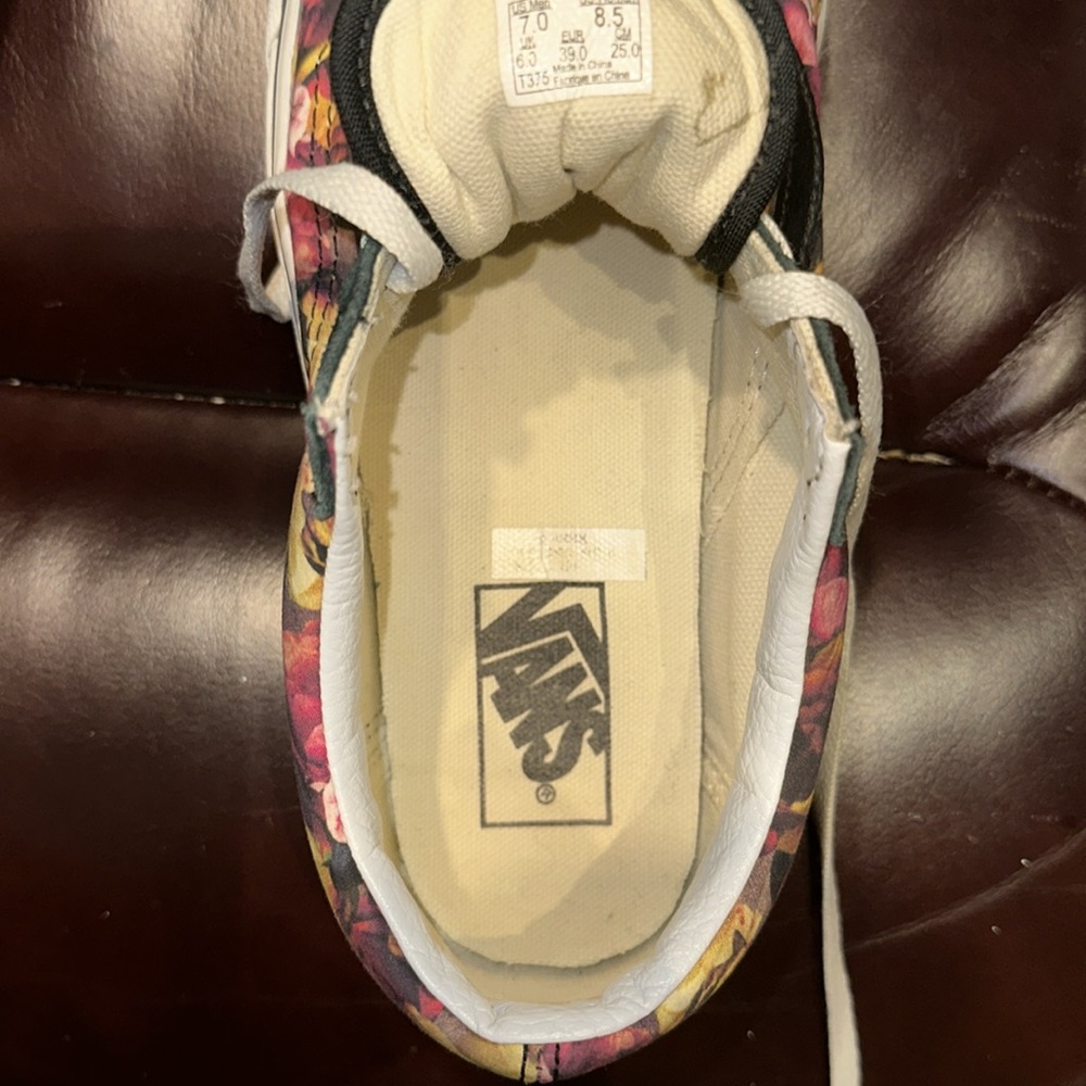 Vans Old Skool Floral & Stripe Shoes - Picture 13 of 15